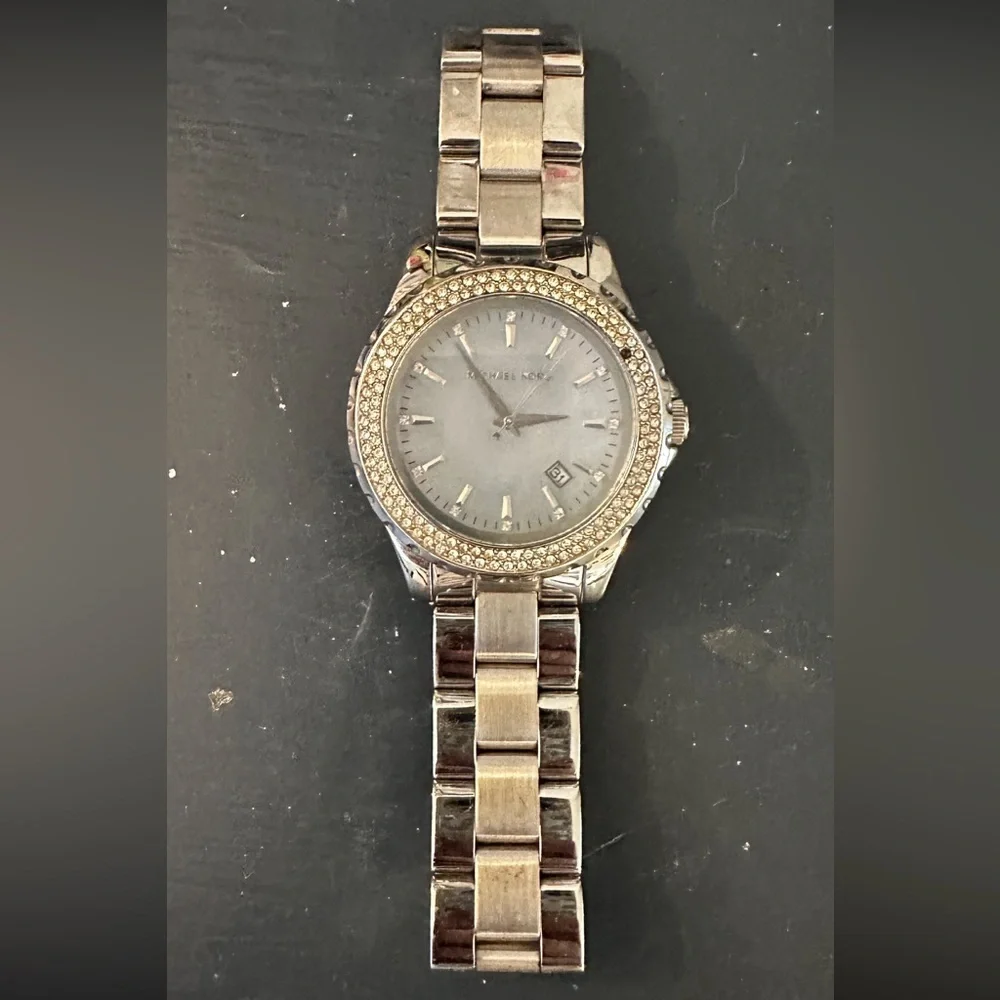 Michael Kors Silver Crystal Bezel Stainless Steel Iridescent Watch Women